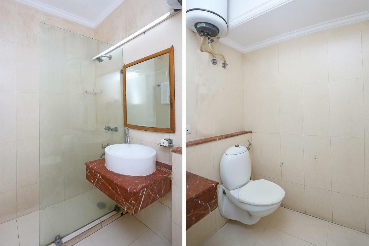 Oyo 11332 Daffodils Hotel 2*