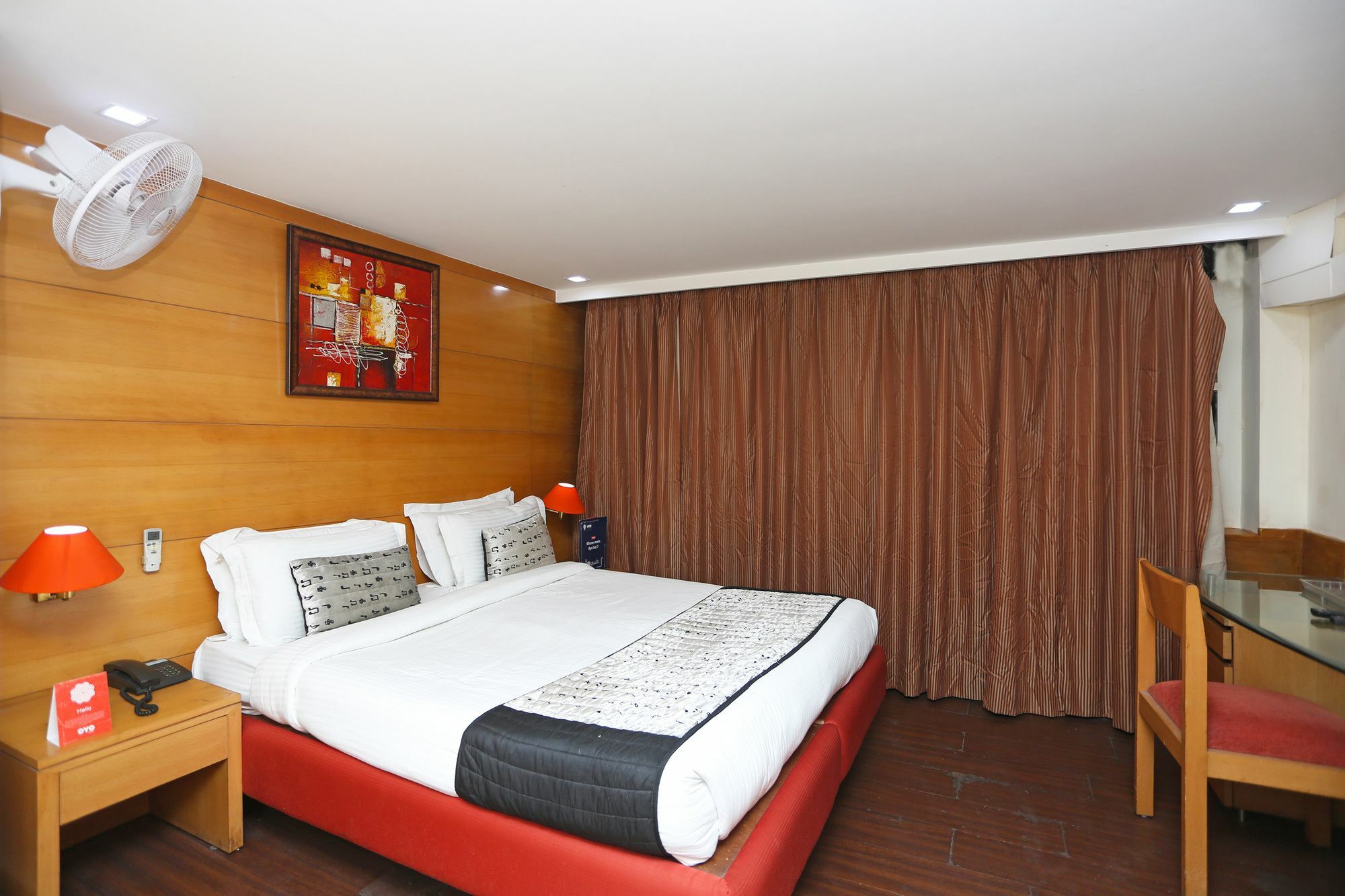 Hotel Oyo 11332 Daffodils 2*